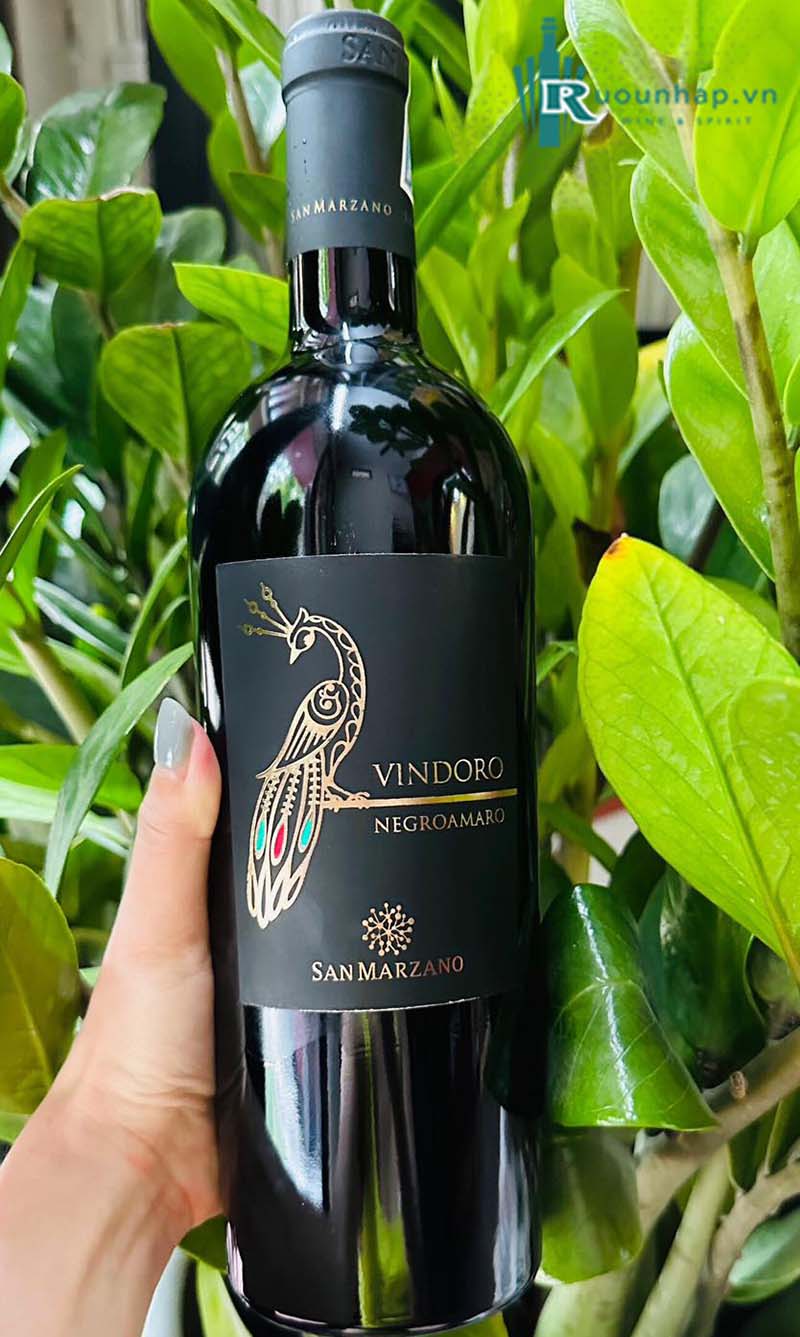 Rượu Vang Con Công Vindoro Negroamaro