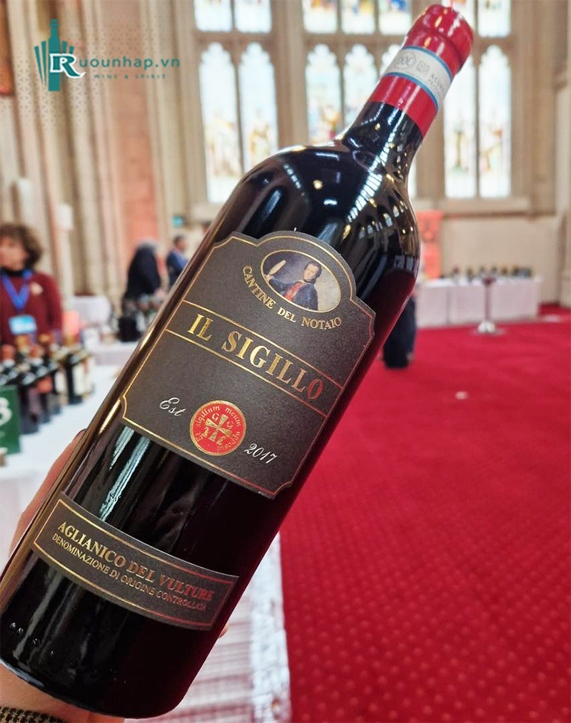 Rượu Vang IL Sigillo Aglianico del Vulture 3 Rượu Vang IL Sigillo Aglianico del Vulture