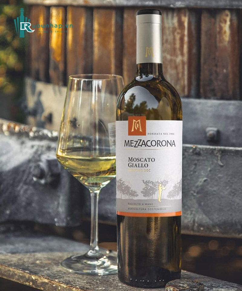 Rượu Vang Mezzacorona Moscato Giallo