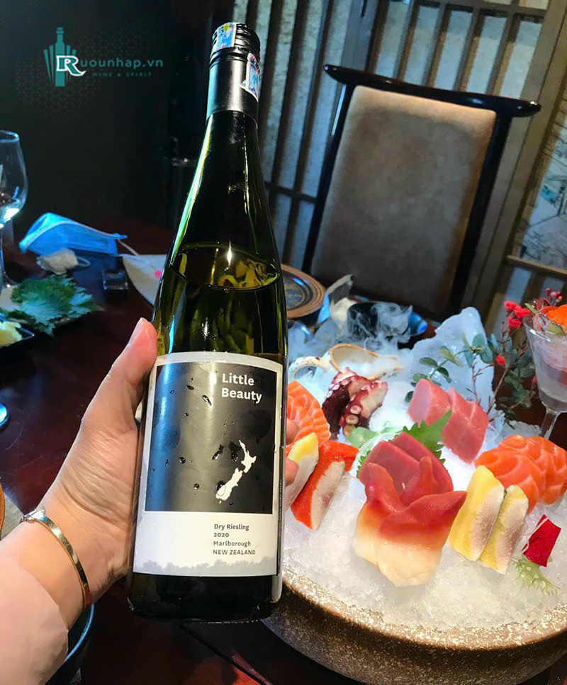 Rượu Vang Little Beauty Dry Riesling