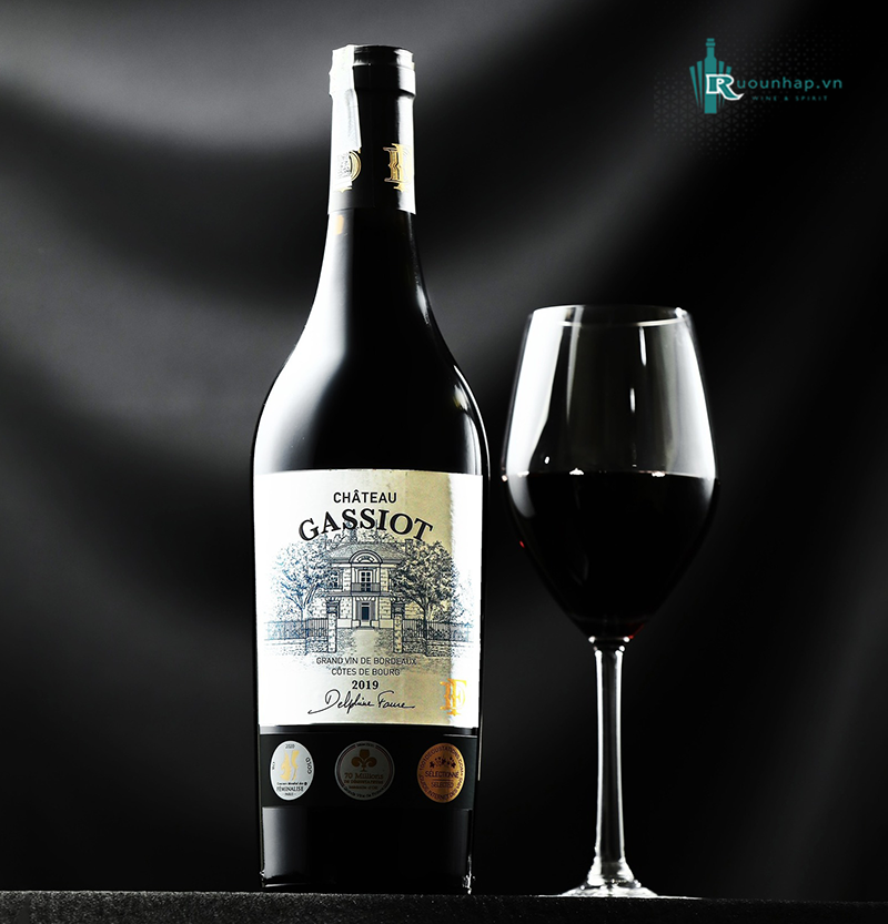 Rượu Vang Chateau Gassiot