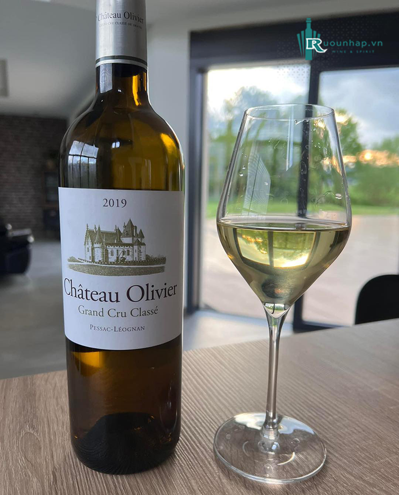 Rượu Vang Chateau Olivier Blanc