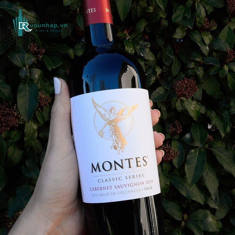 Rượu Vang Montes Classic Series Cabernet Sauvignon