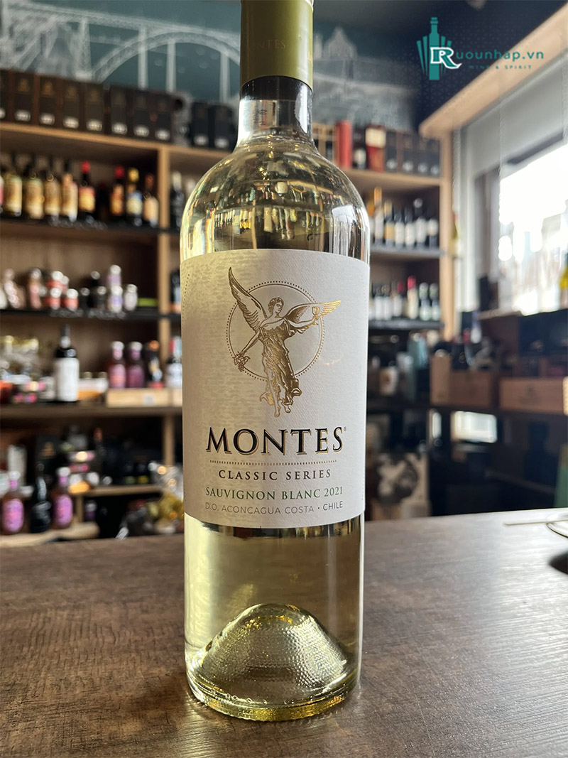 Rượu Vang Montes Classic Series Sauvignon Blanc