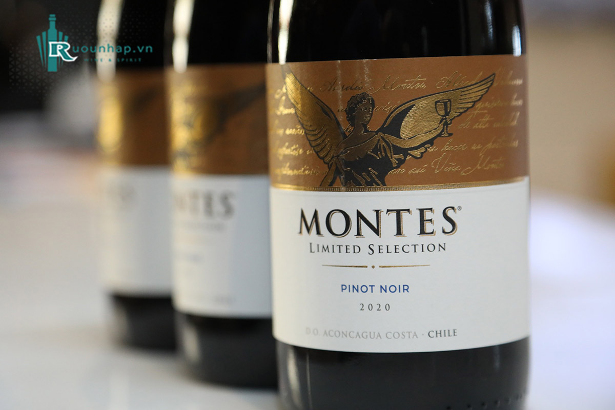 Rượu Vang Montes Limited Selection Pinot Noir