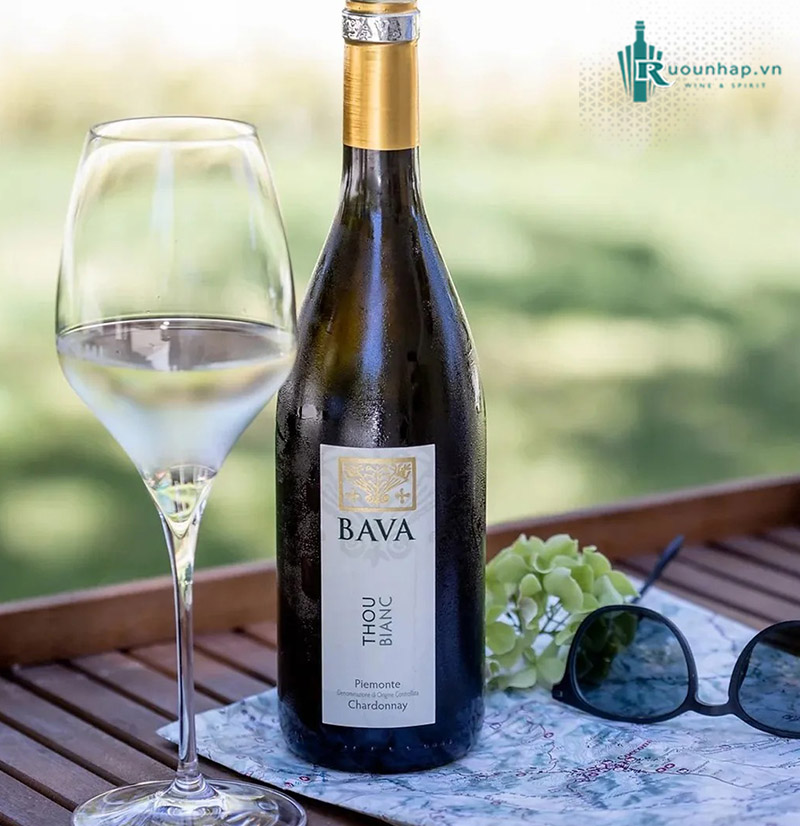 Rượu Vang Bava Thou Bianc Chardonnay