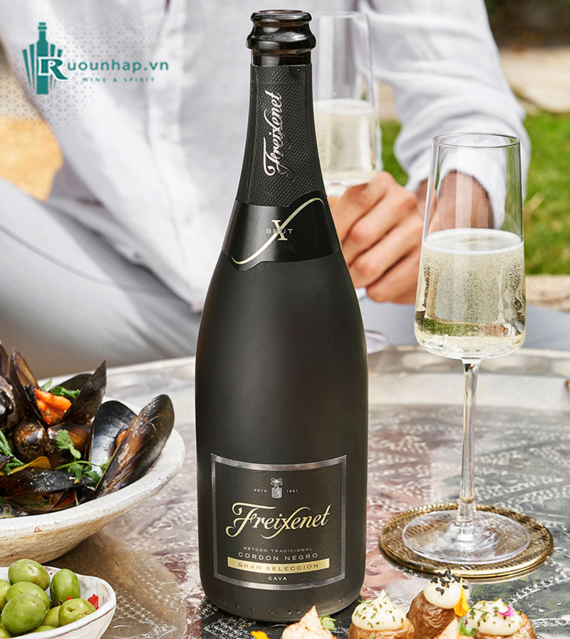 Rượu Vang Freixenet Cordon Negro Gran Seleccion Brut Cava