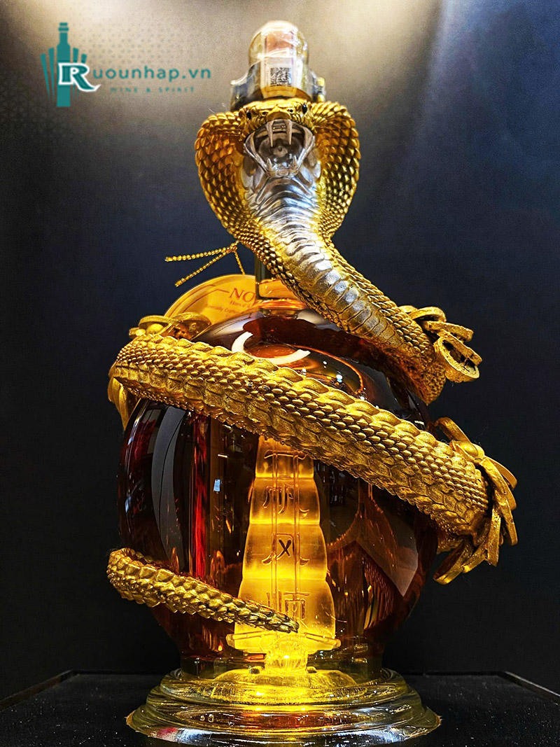 Rượu Rắn Ôm Châu Noble Hors D'Age Cognac 2025