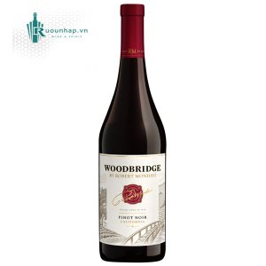 Rượu Vang Woodbridge by Robert Mondavi Pinot Noir