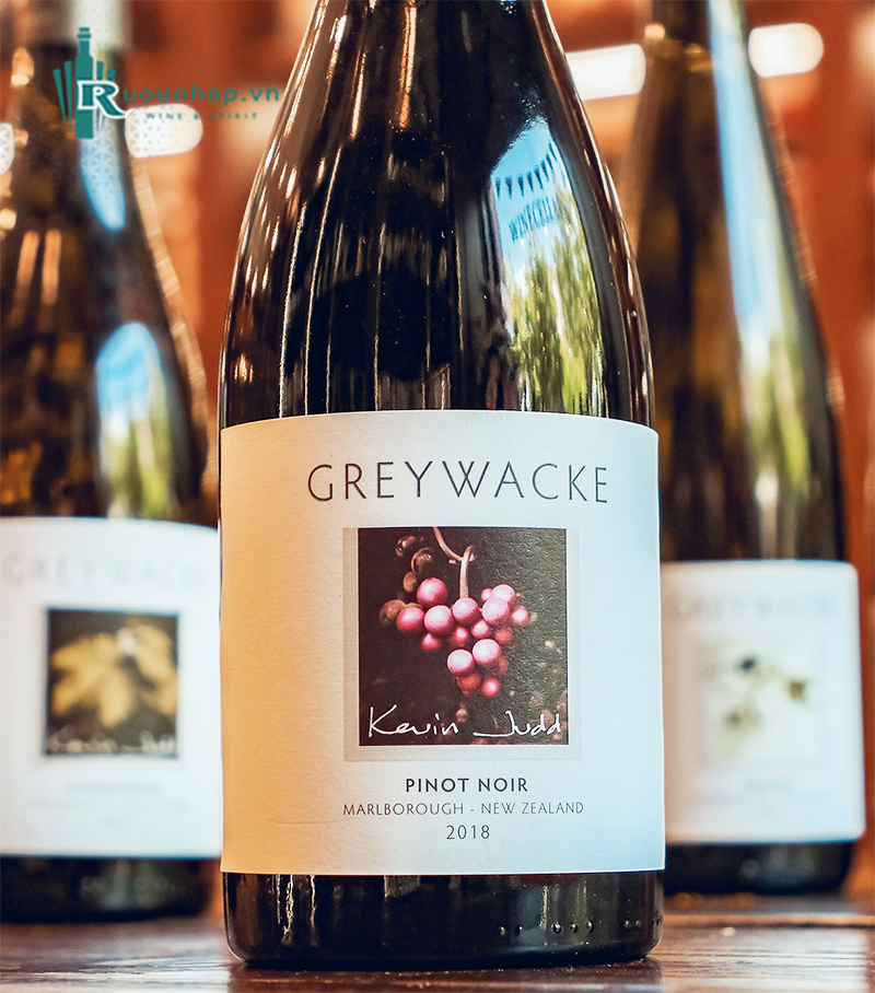 Rượu Vang Greywacke Pinot Noir