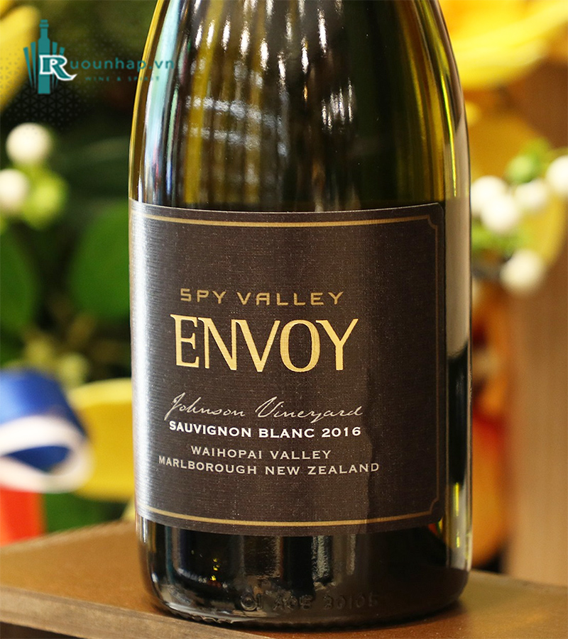 Rượu Vang Spy Valley Envoy Sauvignon Blanc