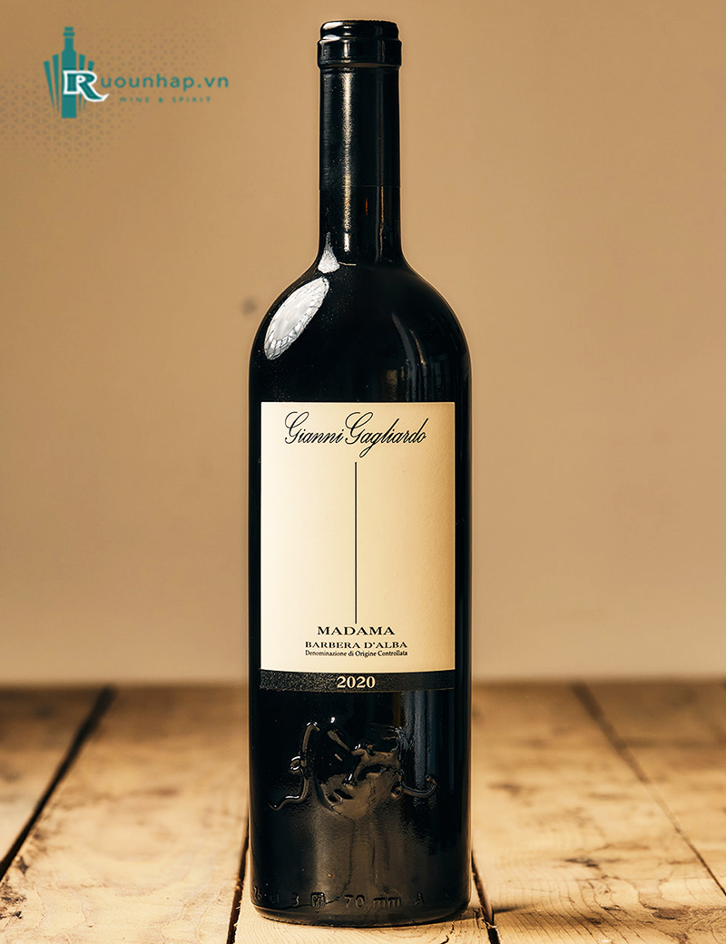 Rượu Vang Gianni Gagliardo Madama Barbera D'Alba