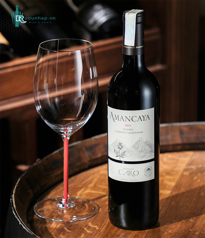 Rượu Vang Amancaya Reserva Malbec Cabernet Sauvignon