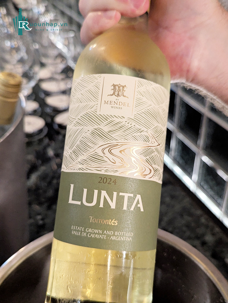 Rượu Vang Lunta Torrontes