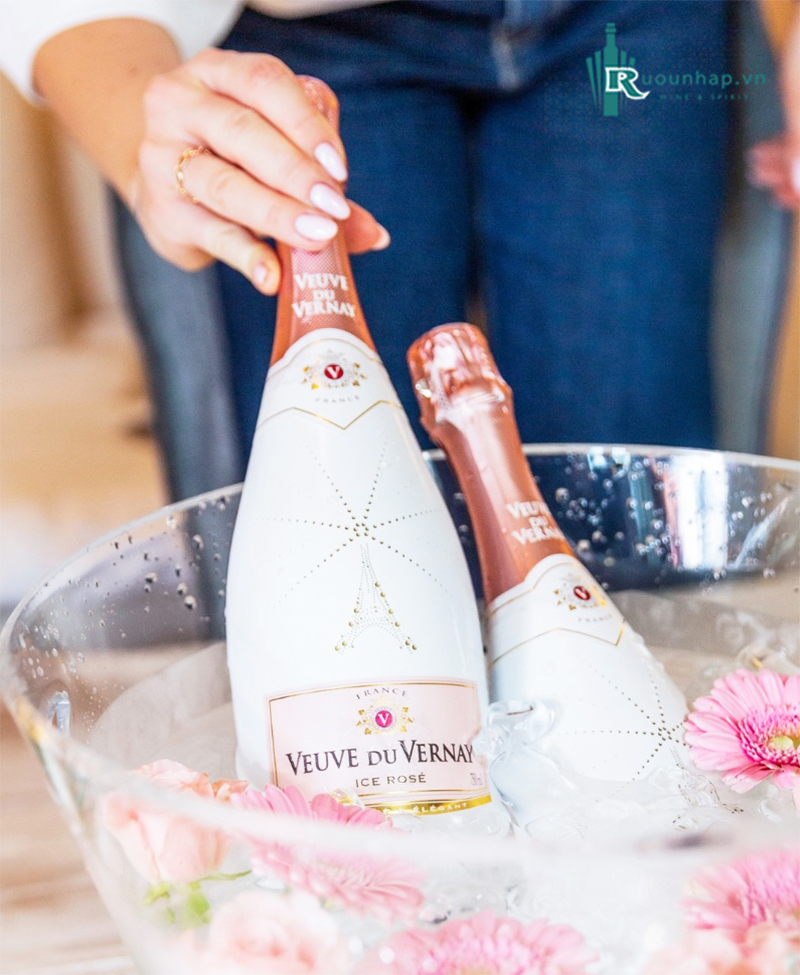 Rượu Vang Veuve Du Vernay Ice Rose