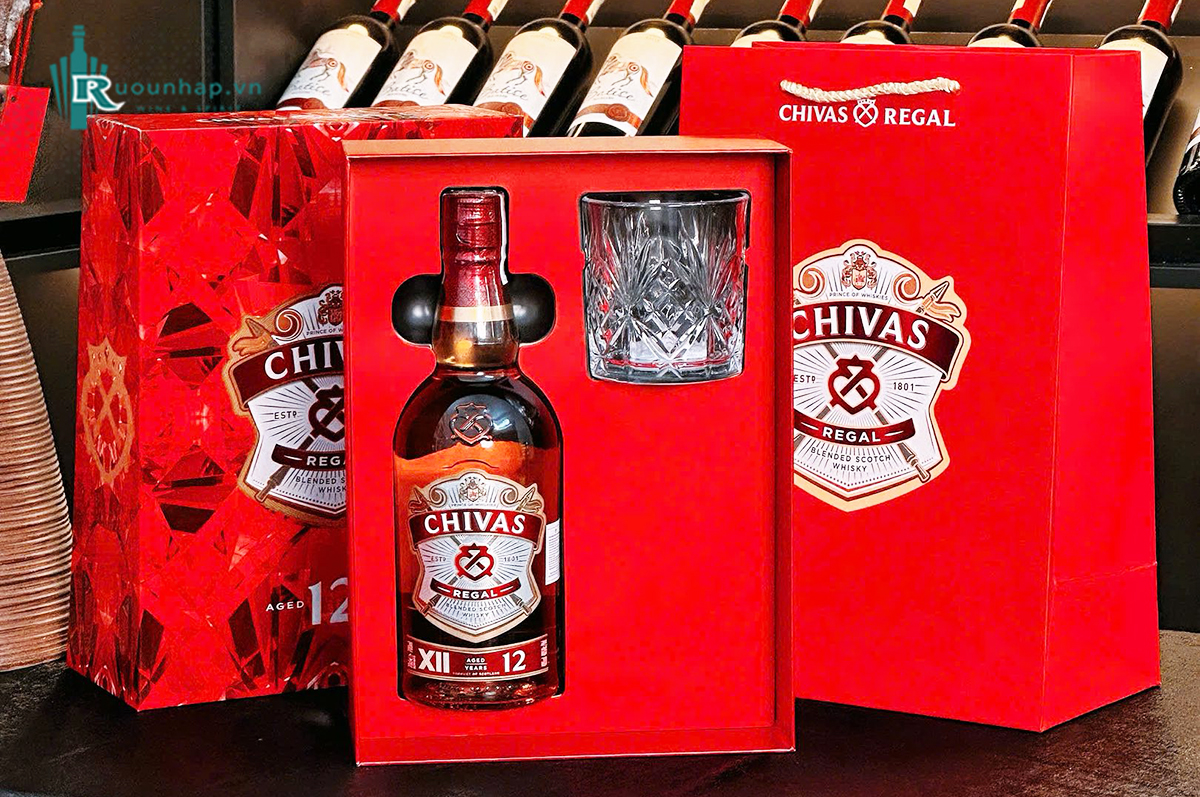 Rượu Chivas 12 Hộp Quà 2026 4 Rượu Chivas 12 Hộp Quà 2026