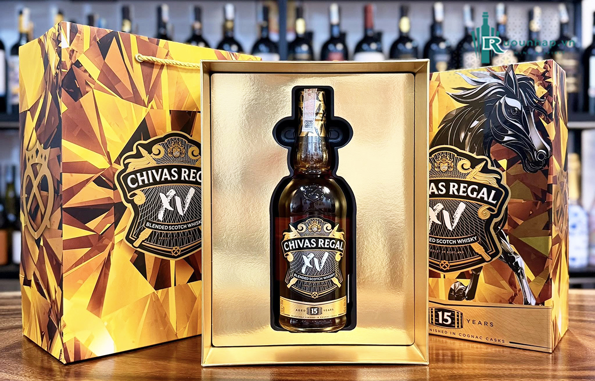 Rượu Chivas 15 Hộp Quà 2026 5 Rượu Chivas 15 Hộp Quà 2026