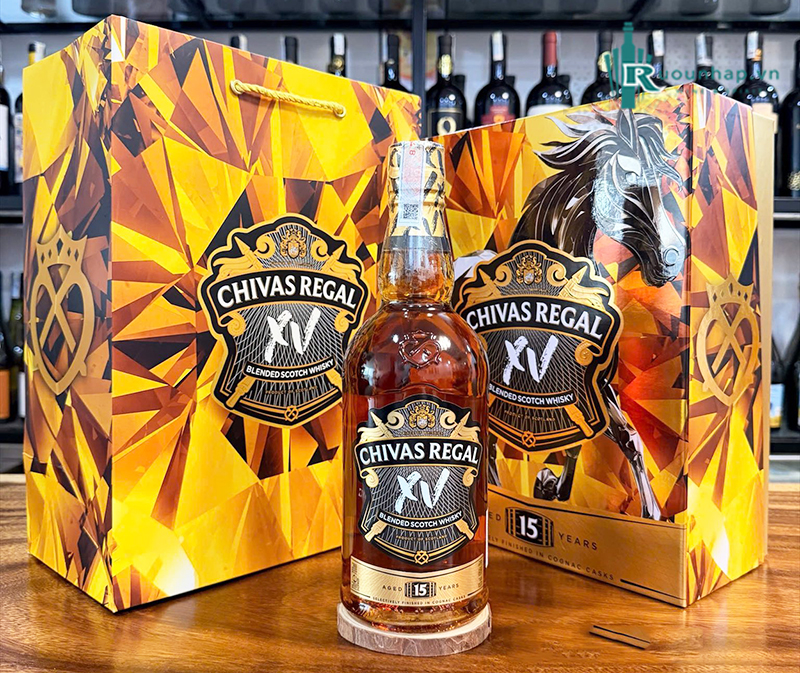 Rượu Chivas 15 Hộp Quà 2026 4 Rượu Chivas 15 Hộp Quà 2026
