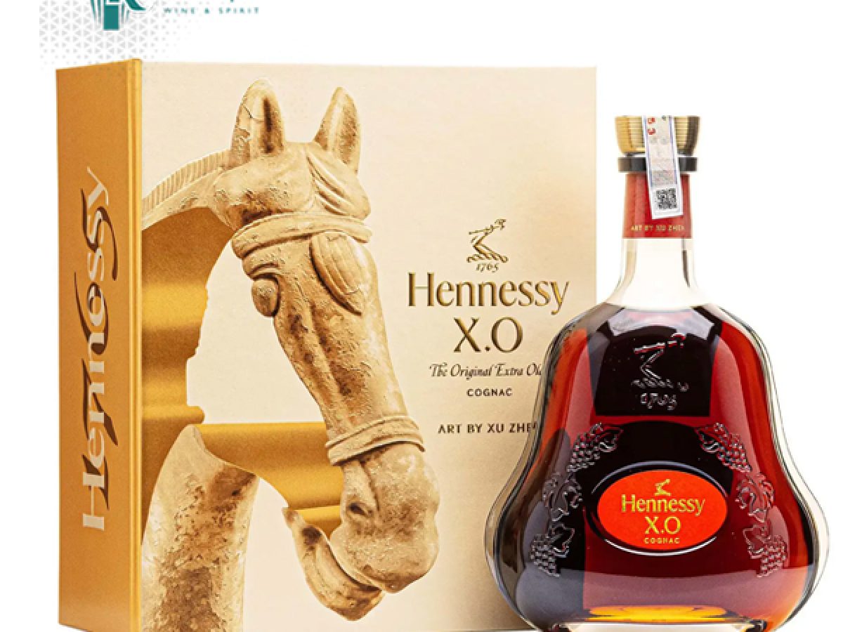 Hennessy-XO-Deluxe-Hop-Qua-Tet
