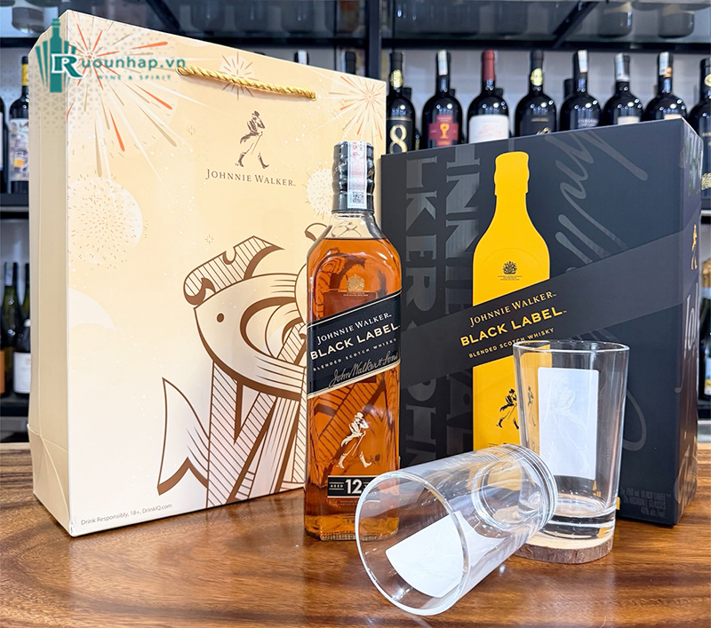 Rượu Johnnie Walker Black Label Hộp Quà 2026 6 Rượu Johnnie Walker Black Label Hộp Quà 2026