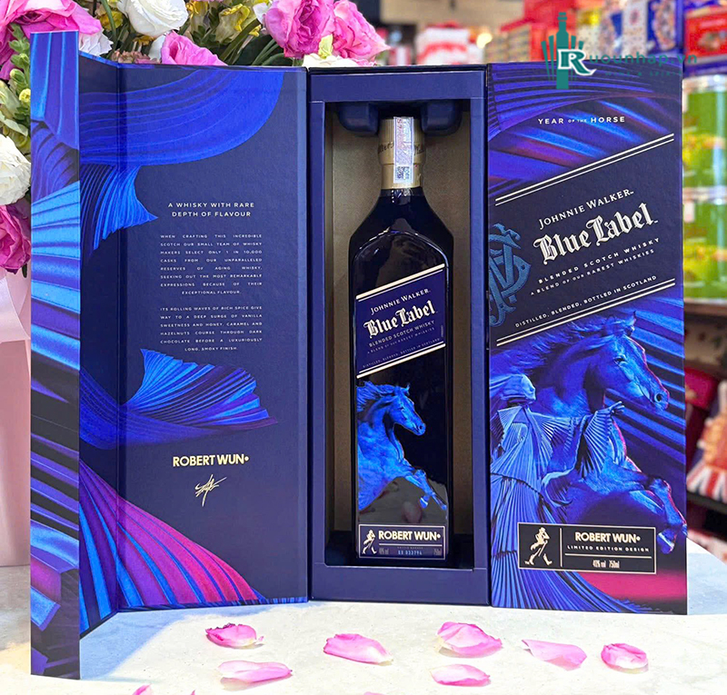 Rượu Johnnie Walker Blue Label Year Of The Horse 2026 5 Rượu Johnnie Walker Blue Label Year Of The Horse 2026