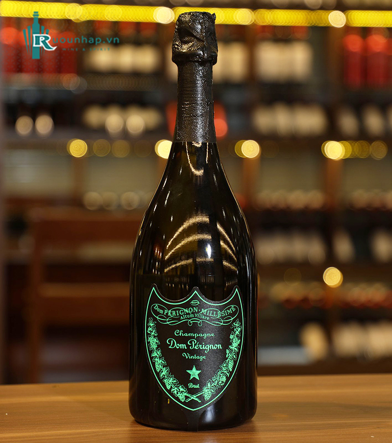 Rượu Champagne Dom Perignon Luminous 4 Rượu Champagne Dom Perignon Luminous