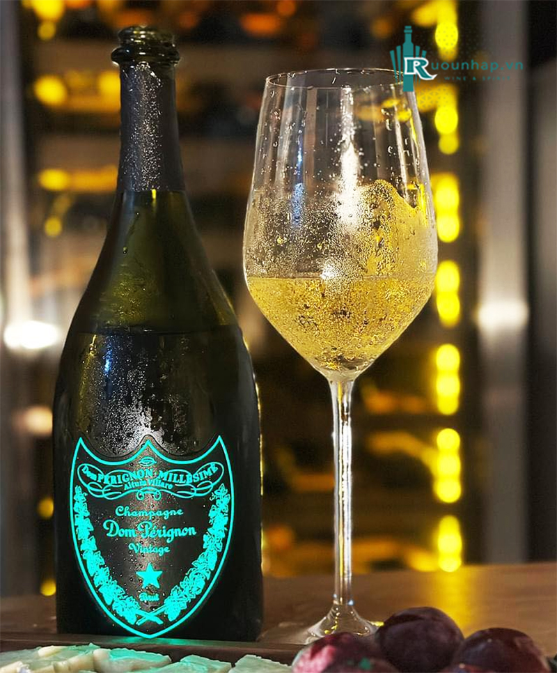 Rượu Champagne Dom Perignon Luminous 6 Rượu Champagne Dom Perignon Luminous
