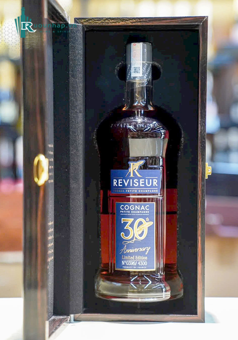 Rượu Cognac Reviseur 30th Anniversary 6 Rượu Cognac Reviseur 30th Anniversary