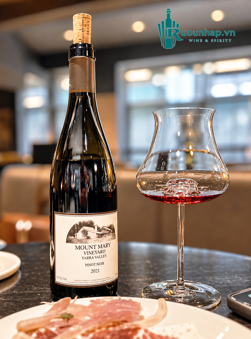 Rượu Vang Mount Mary Pinot Noir 6 Rượu Vang Mount Mary Pinot Noir